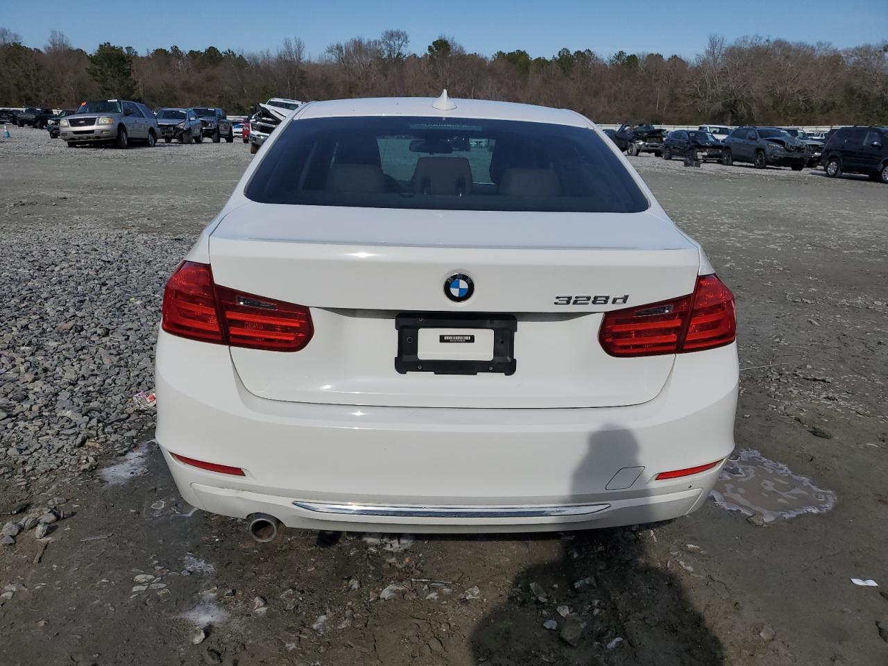 2014 BMW 3er VIN WBA3D3C58EF099338 Copart auction photo, front end damage thumbnail 6