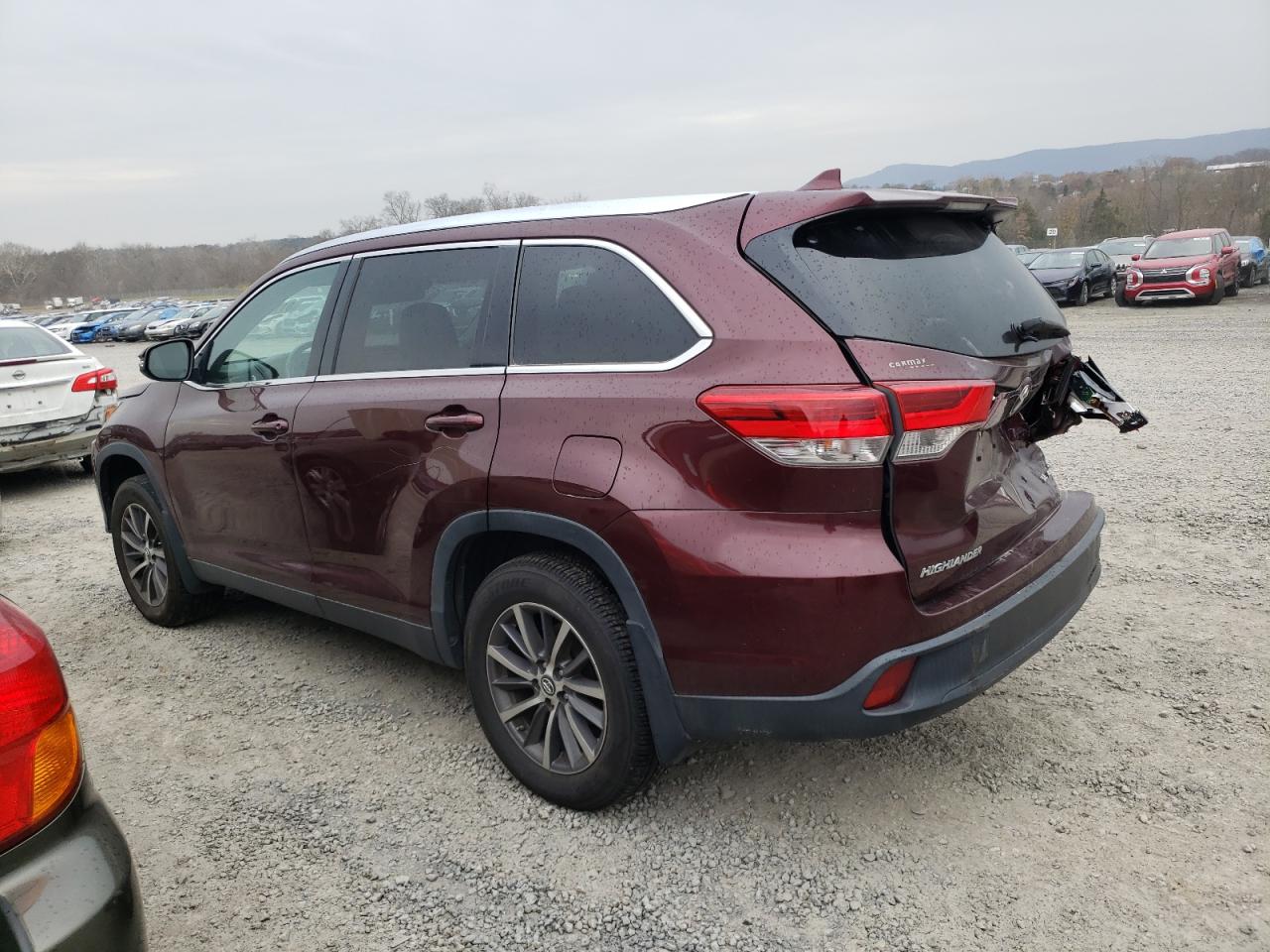 2019 Toyota Highlander VIN 5TDJZRFH9KS984177 Copart auction photo, all over damage thumbnail 2