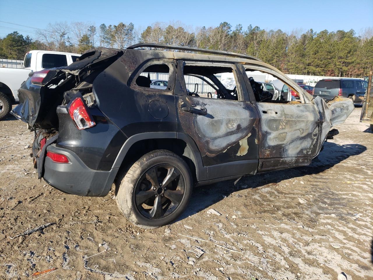 2016 Jeep Grand Cherokee VIN 1C4PJMCB2GW181593 Copart auction photo, burn / undercarriage damage thumbnail 3