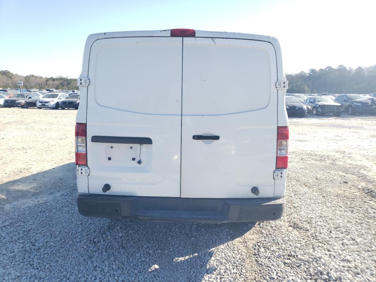 2015 Nissan NV VIN 1N6BF0KX7FN806735 Copart auction photo, side / minor dent/scratches damage thumbnail 6