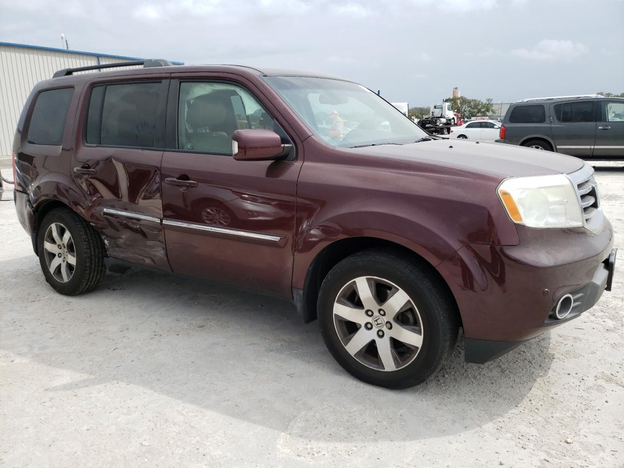 2012 Honda Pilot VIN 5FNYF4H90CB041603 Copart auction photo, side / rear end damage thumbnail 4