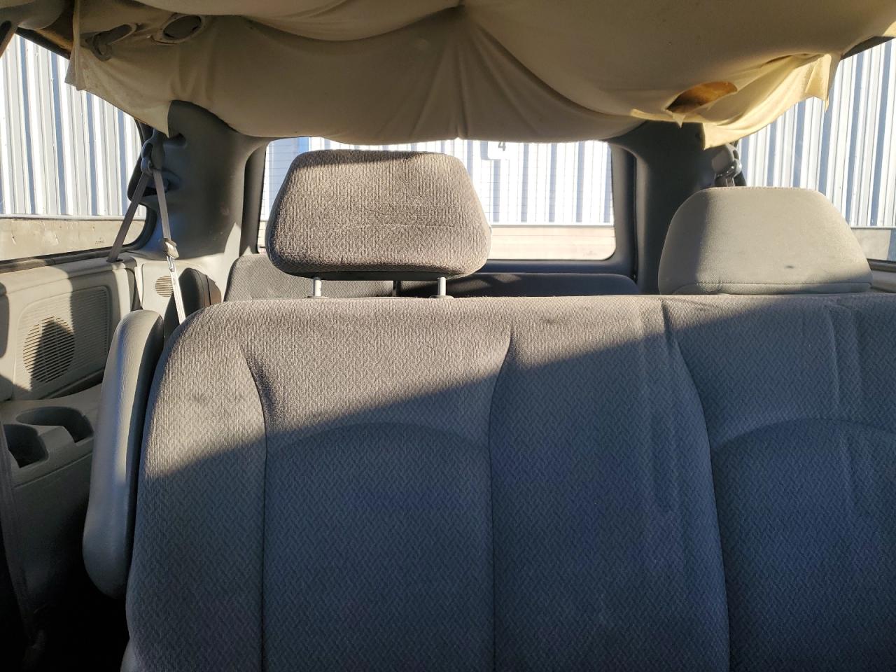 2005 Dodge Caravan VIN 1D4GP24R85B364650 Copart auction photo, burn - engine / minor dent/scratches damage thumbnail 10