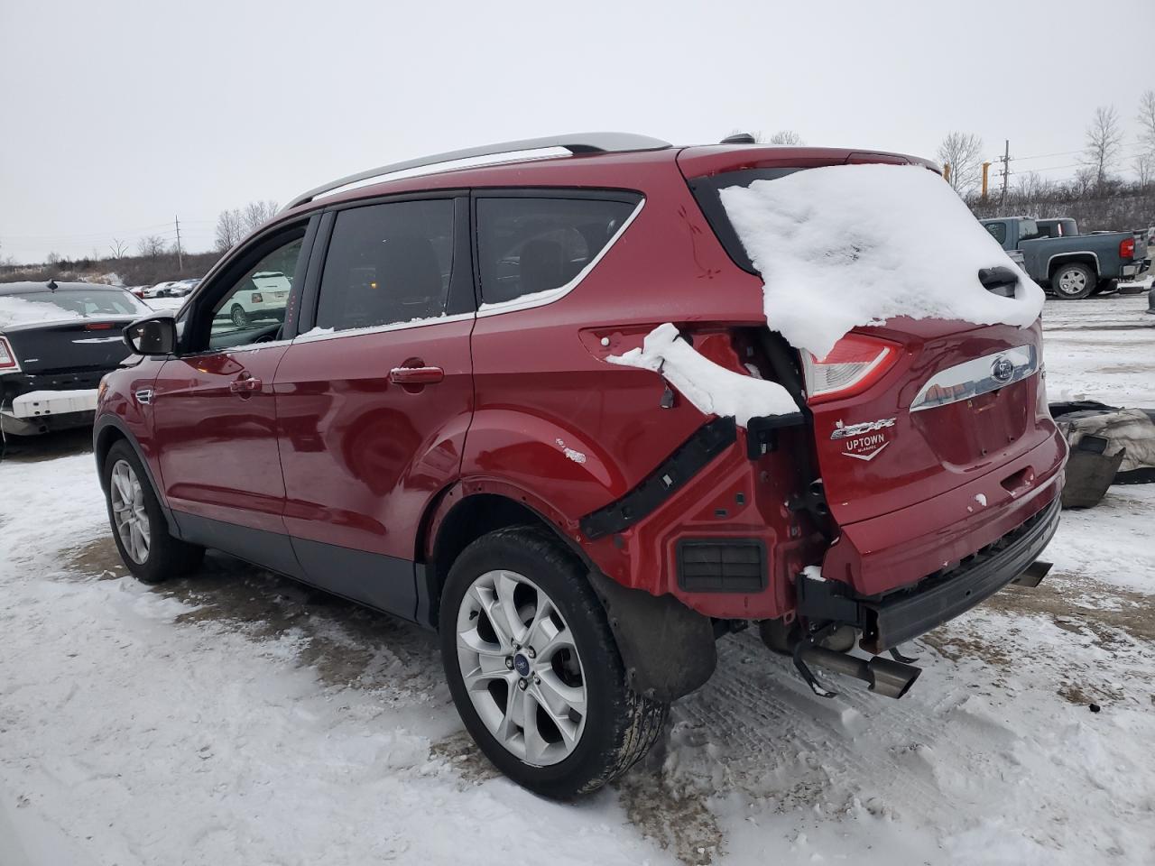 2016 Ford Escape VIN 1FMCU9JXXGUA62330 Copart auction photo, side / rear end damage thumbnail 2
