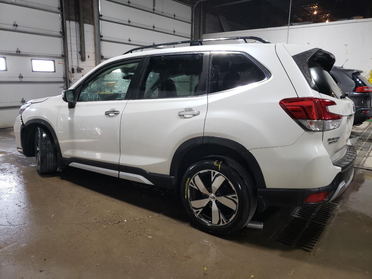 2019 Subaru Forester VIN JF2SKAWC9KH551625 Copart auction photo, front end / side damage thumbnail 2