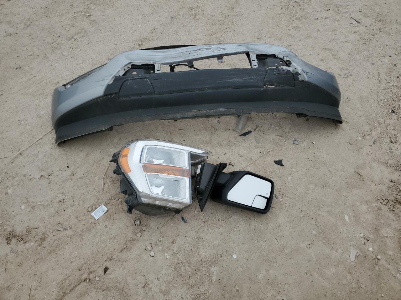 2021 Ford F-150 VIN 1FTEW1CPXMKD15479 Copart auction photo, front end / minor dent/scratches damage thumbnail 12