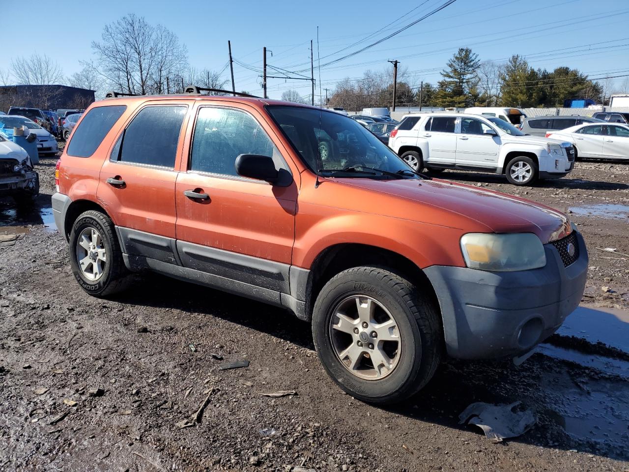 2007 Ford Escape VIN 1FMYU03107KA26393 Copart auction photo, rear end / side damage thumbnail 4