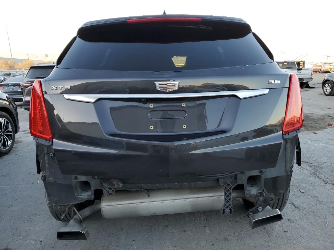 2018 Cadillac XT5 VIN 1GYKNARS9JZ114185 Copart auction photo, rear end damage thumbnail 6