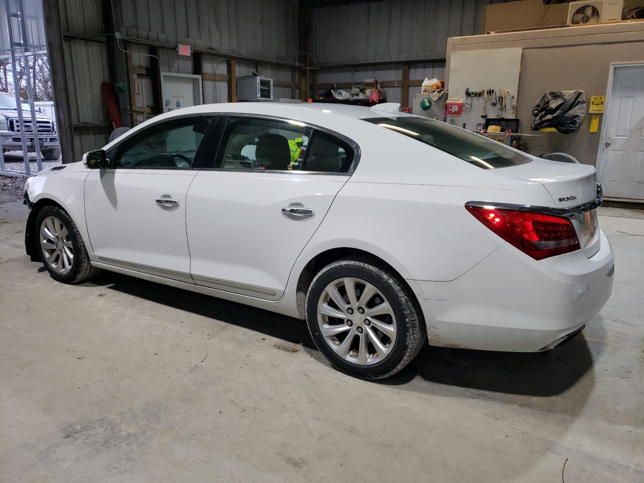 2015 Buick LaCrosse VIN 1G4GB5G39FF257598 Copart auction photo, side / front end damage thumbnail 2