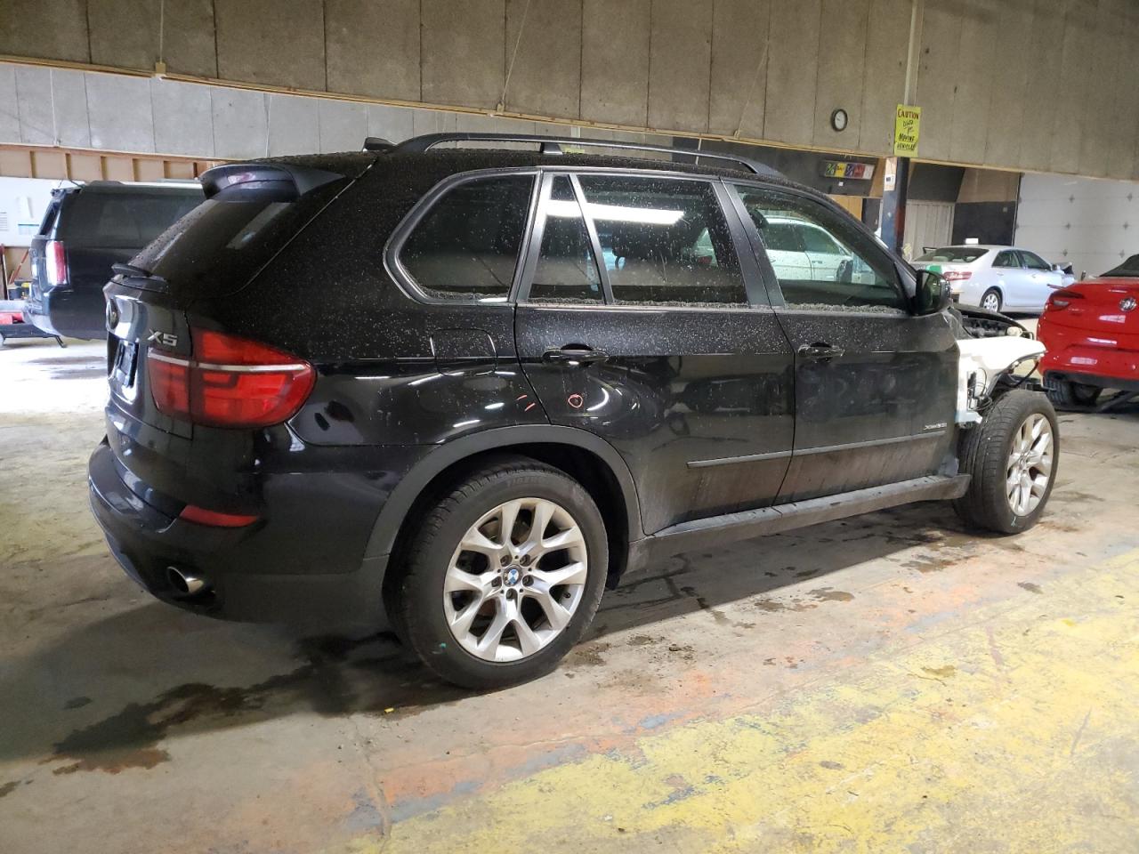 2012 BMW X5 VIN 5UXZV4C57CL758958 Copart auction photo, front end / minor dent/scratches damage thumbnail 3