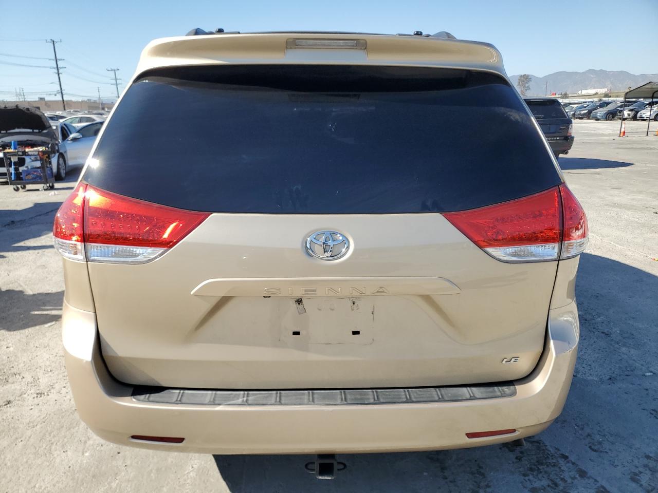2012 Toyota Sienna VIN 5TDKK3DC1CS200380 Copart auction photo, front end damage thumbnail 6