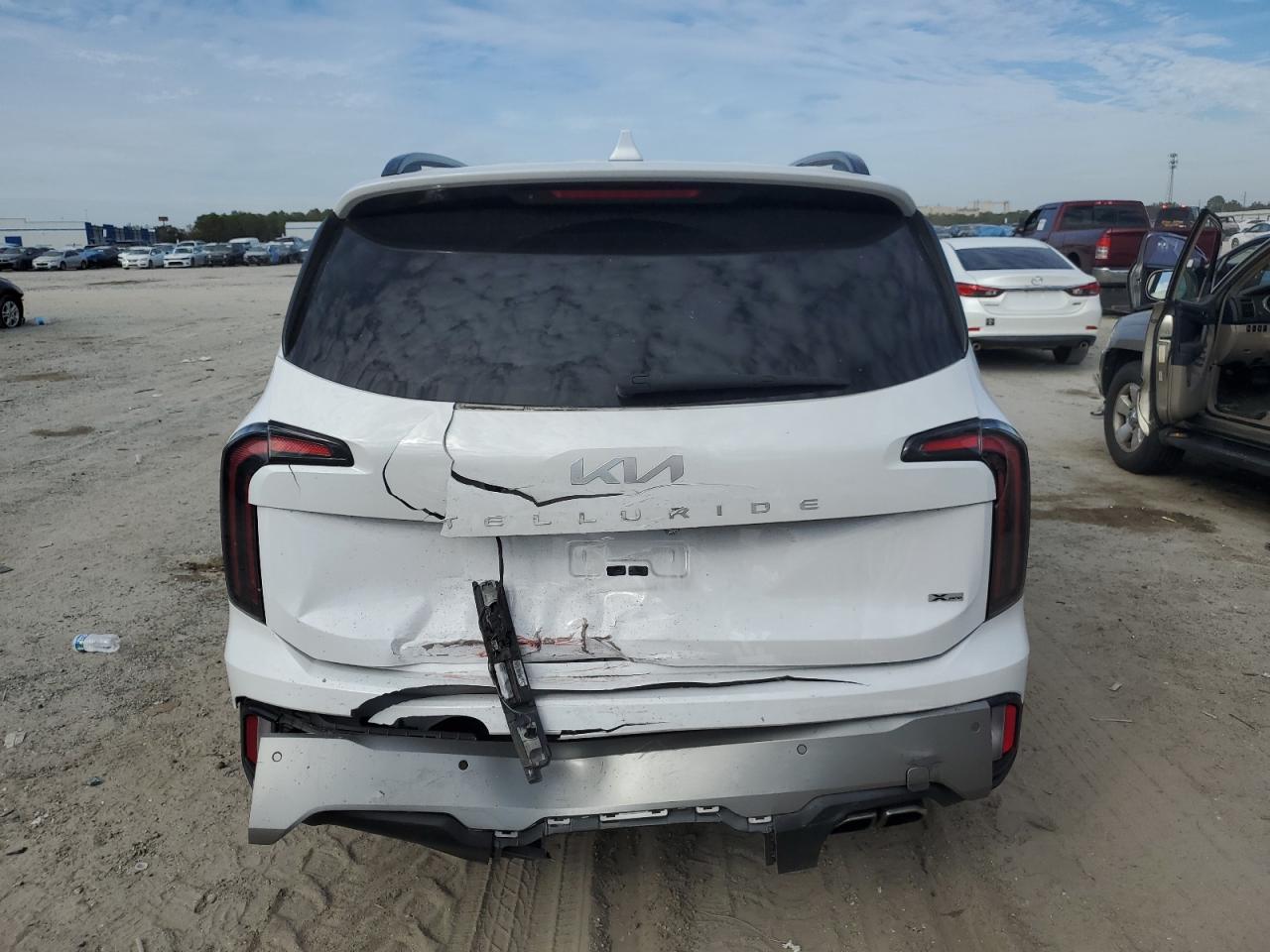 2023 KIA Telluride VIN 5XYP5DGC6PG400205 Copart auction photo, all over damage thumbnail 6