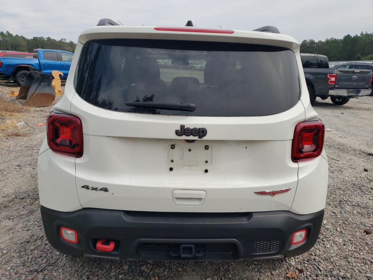2020 Jeep Renegade VIN ZACNJBC11LPL82103 Copart auction photo, top/roof damage thumbnail 6