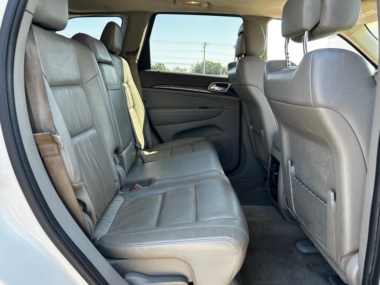 2012 Jeep Grand Cherokee VIN 1C4RJFAT5CC330171 Copart auction photo, normal wear damage thumbnail 6