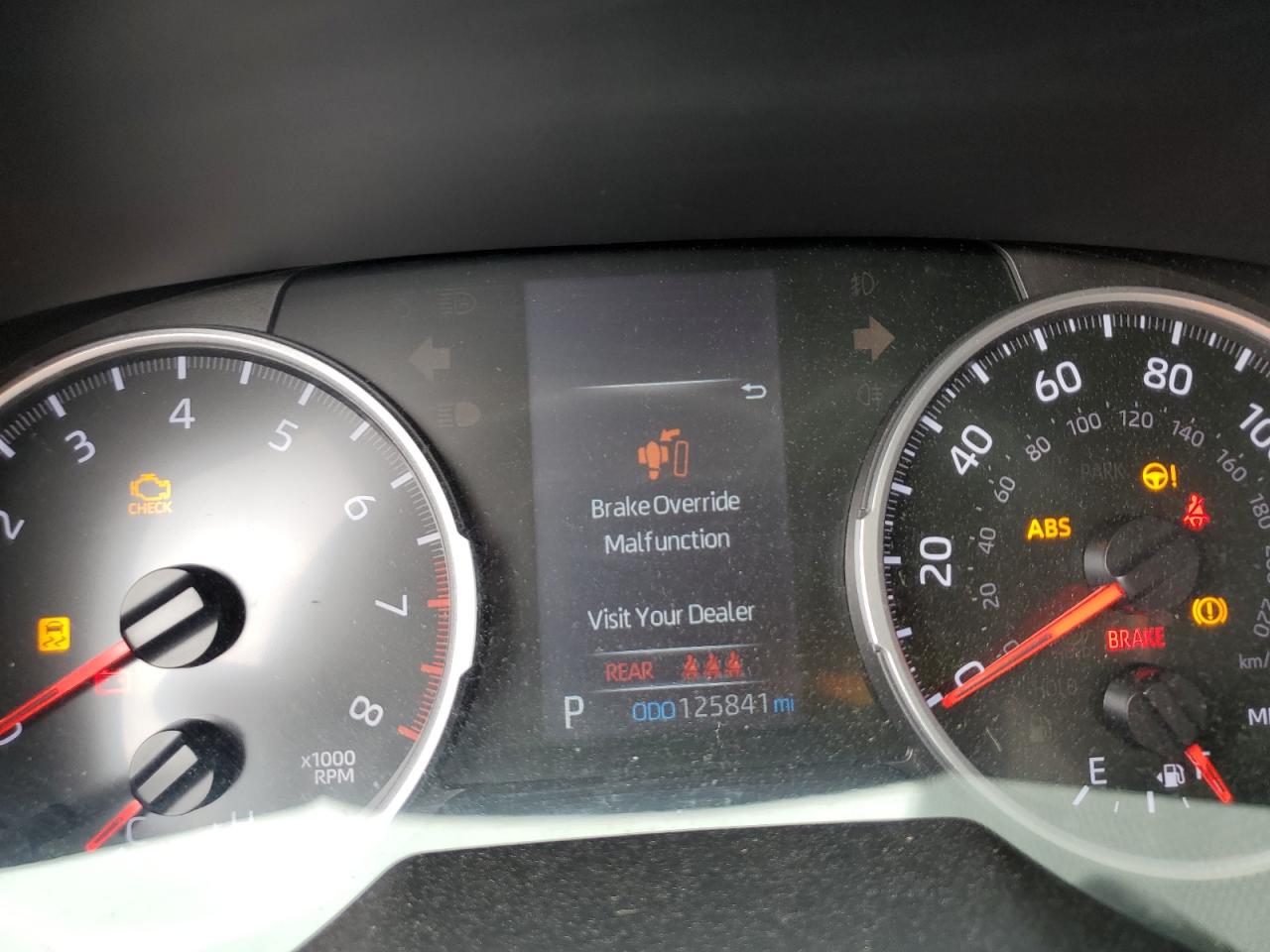 2022 Toyota RAV 4 VIN 2T3H1RFV9NC203061 Copart auction photo, front end / rear end damage thumbnail 9