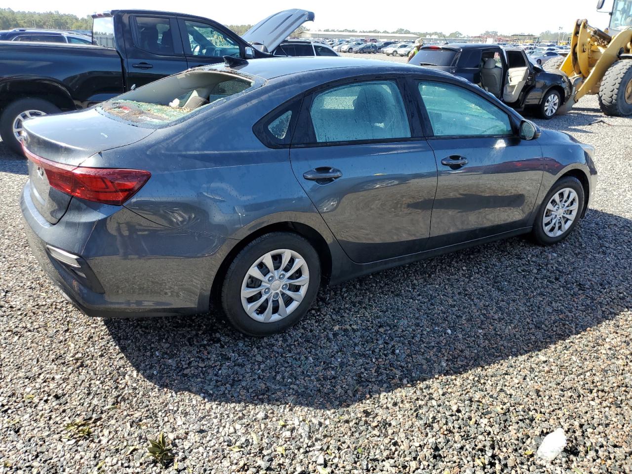 2021 KIA Forte VIN 3KPF24AD7ME364202 Copart auction photo, all over damage thumbnail 3