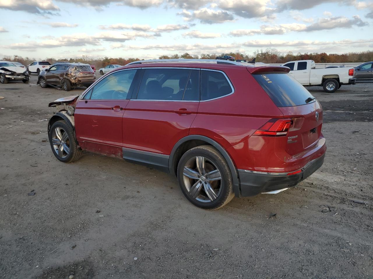 2020 Volkswagen Tiguan VIN 3VV2B7AX8LM038280 Copart auction photo, front end / rear end damage thumbnail 2