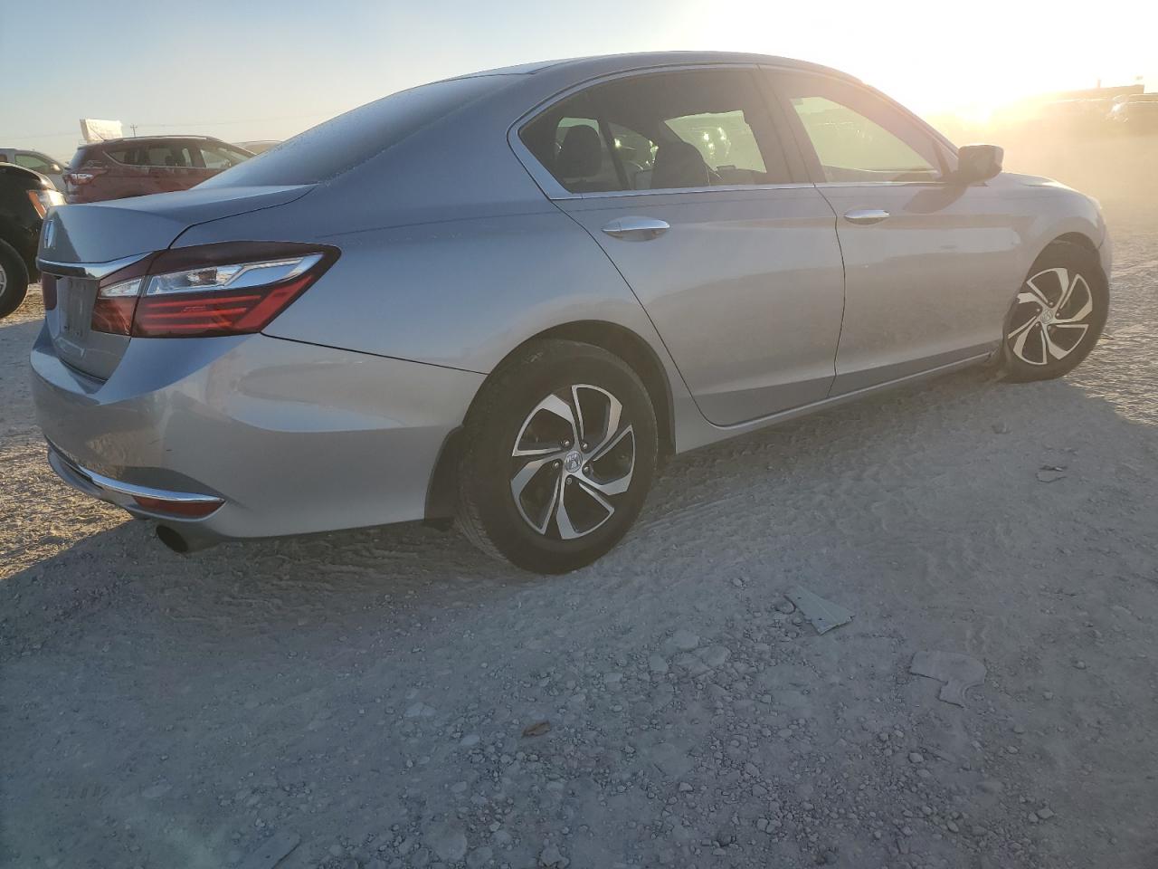 2016 Honda Accord VIN 1HGCR2F31GA205428 Copart auction photo, front end damage thumbnail 3