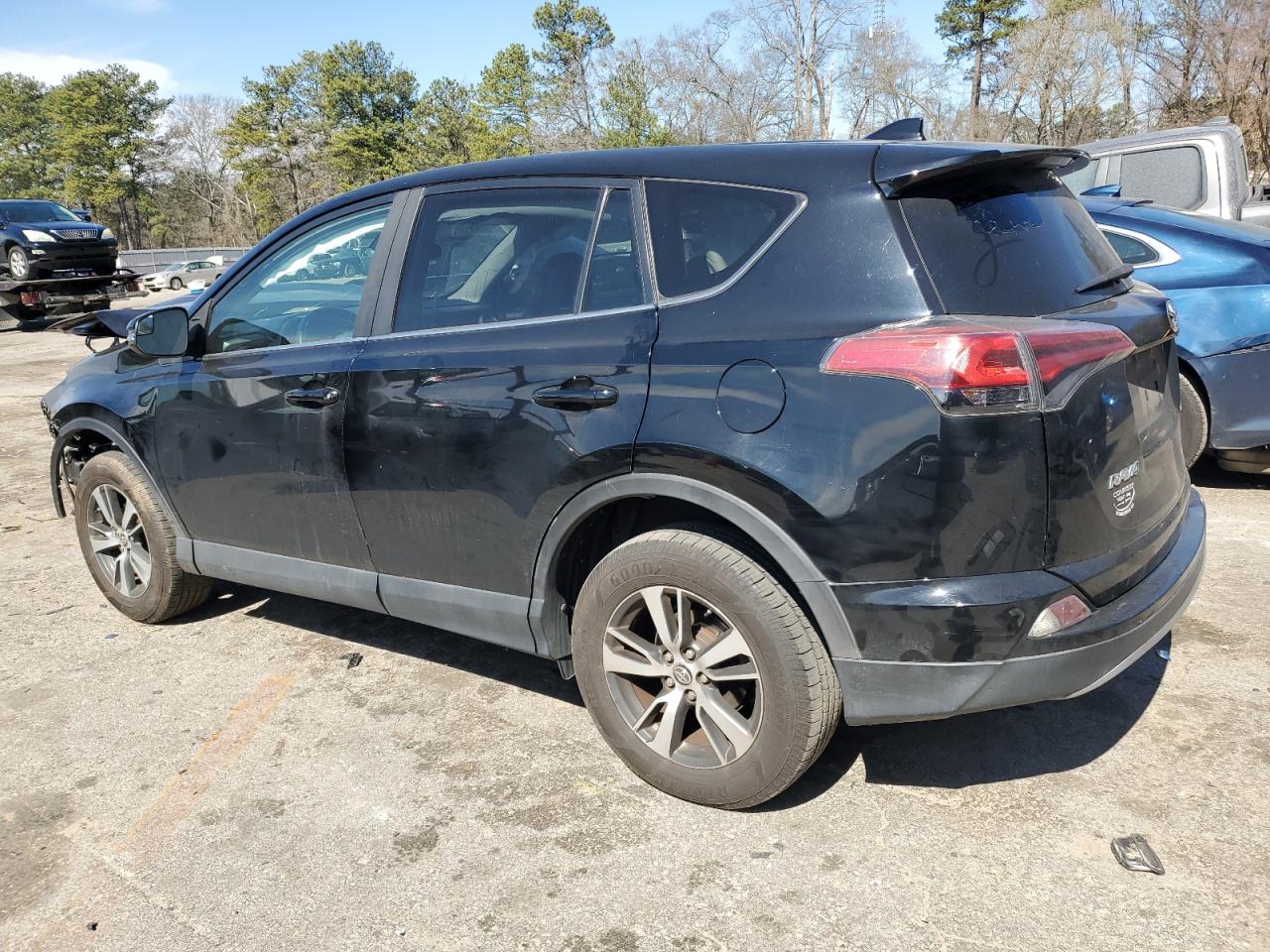 2018 Toyota RAV 4 VIN 2T3WFREV0JW469717 Copart auction photo, frame damage damage thumbnail 2