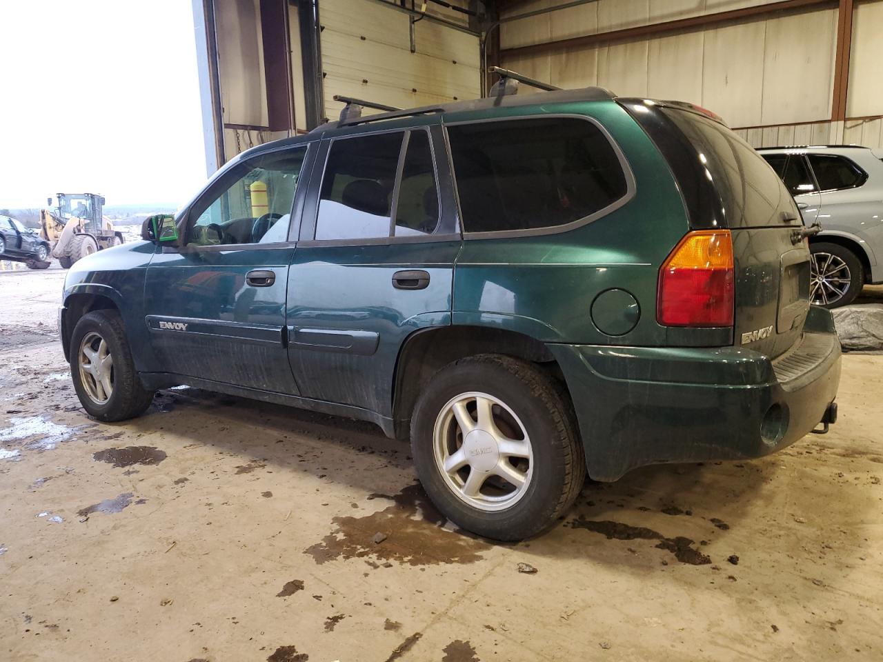 2005 GMC Envoy VIN 1GKDT13S452214954 Copart auction photo, side damage thumbnail 2