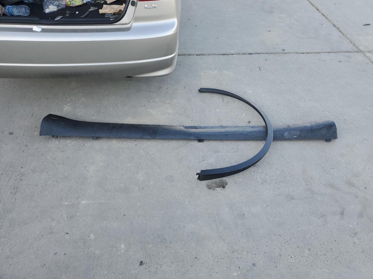 2005 Honda Civic VIN 2HGES16525H560521 Copart auction photo, front end damage thumbnail 12