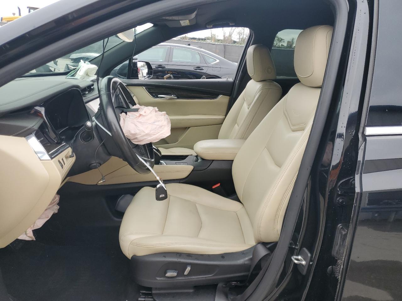 2019 Cadillac XT5 VIN 1GYKNARS1KZ173247 Copart auction photo, front end / side damage thumbnail 7