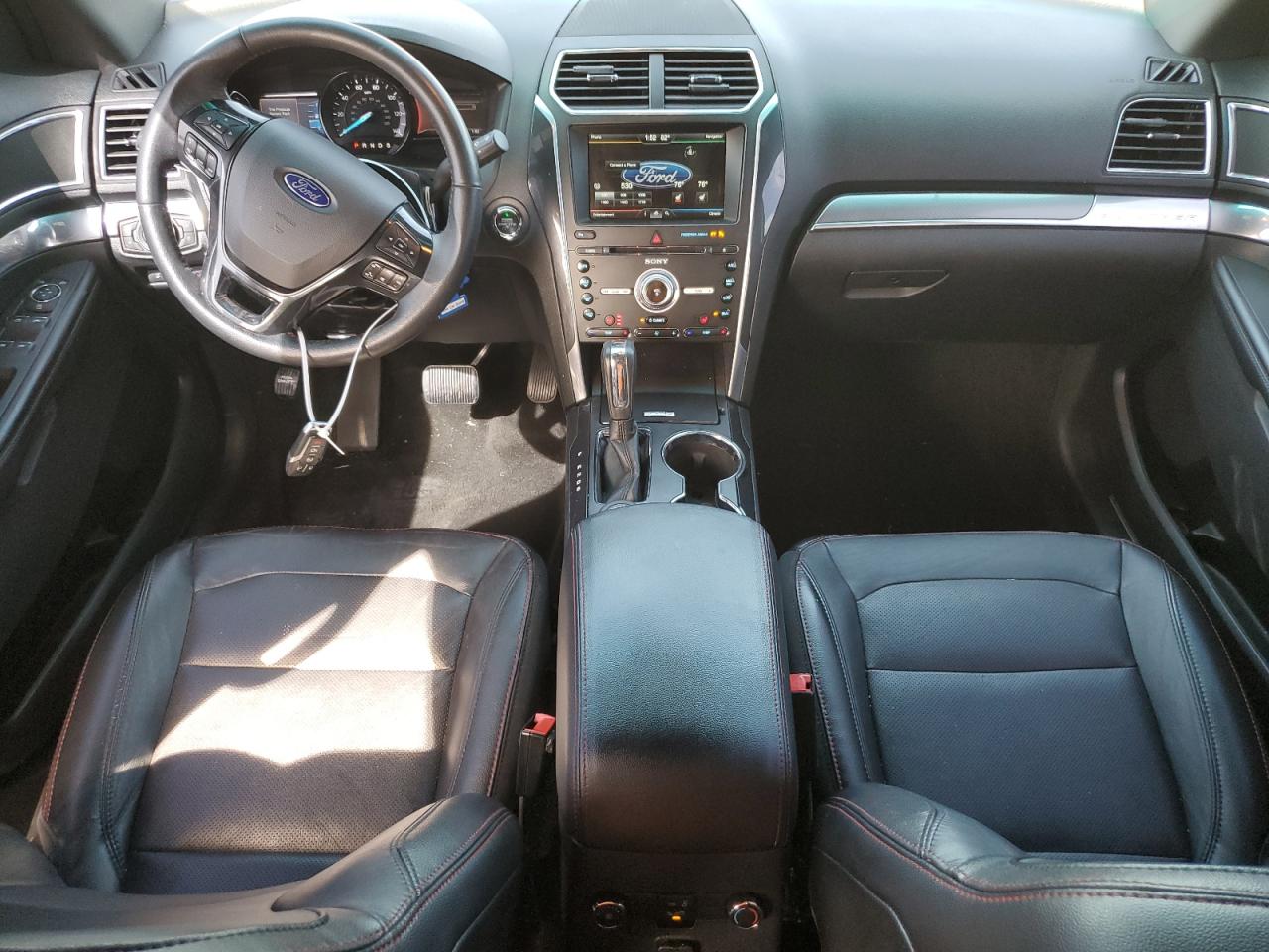2016 Ford Explorer VIN 1FM5K8GT2GGB61851 Copart auction photo, front end / side damage thumbnail 8
