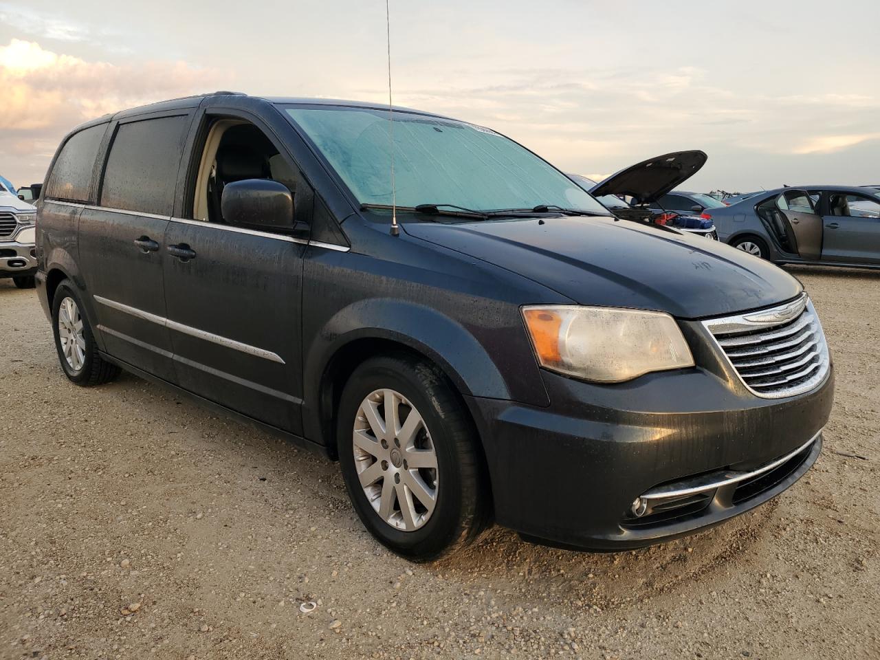 2014 Chrysler Town & Country VIN 2C4RC1BG7ER399548 Copart auction photo, water/flood damage thumbnail 4