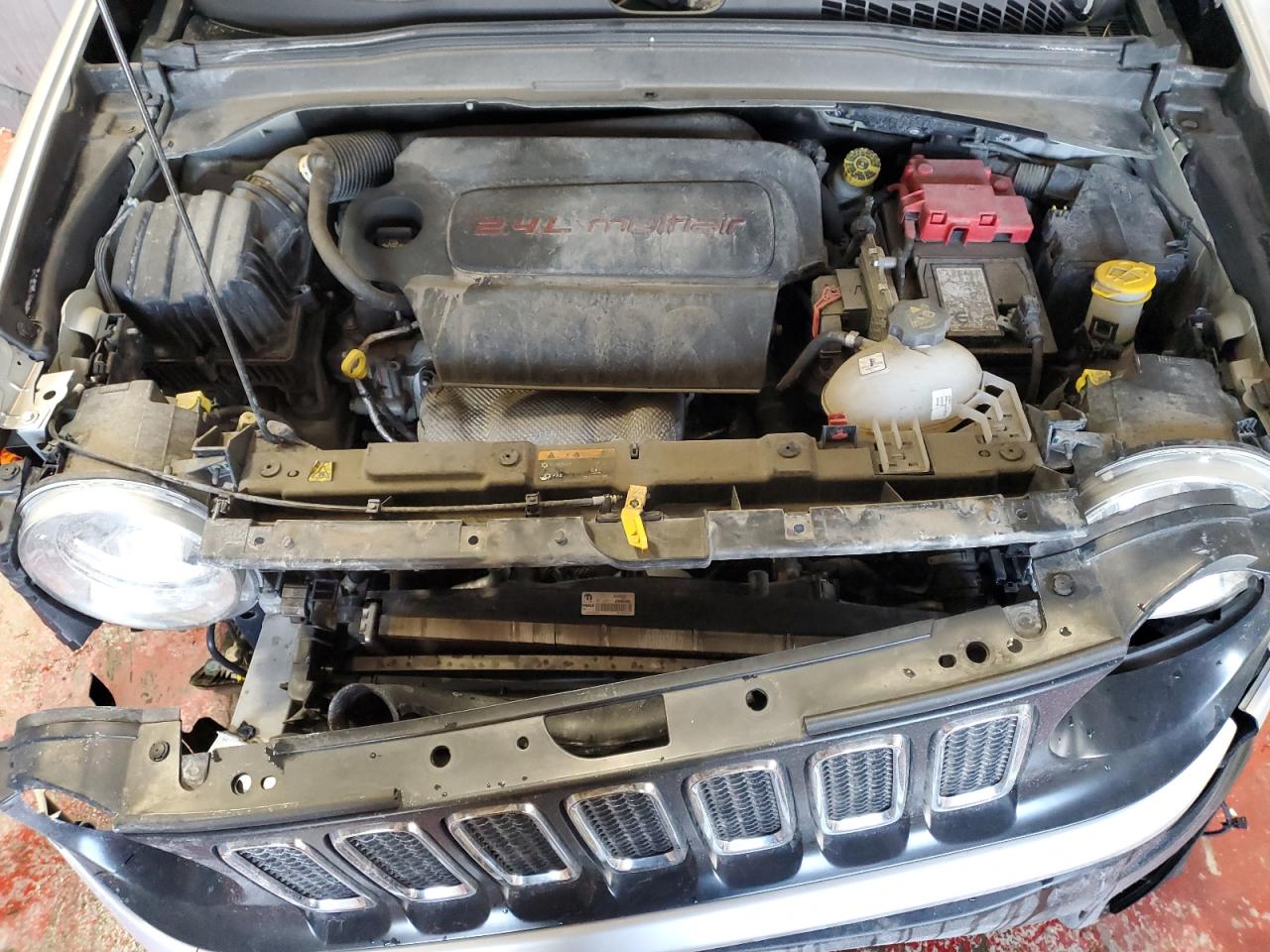 2018 Jeep Renegade VIN ZACCJBBB5JPJ12242 Copart auction photo, front end damage thumbnail 12