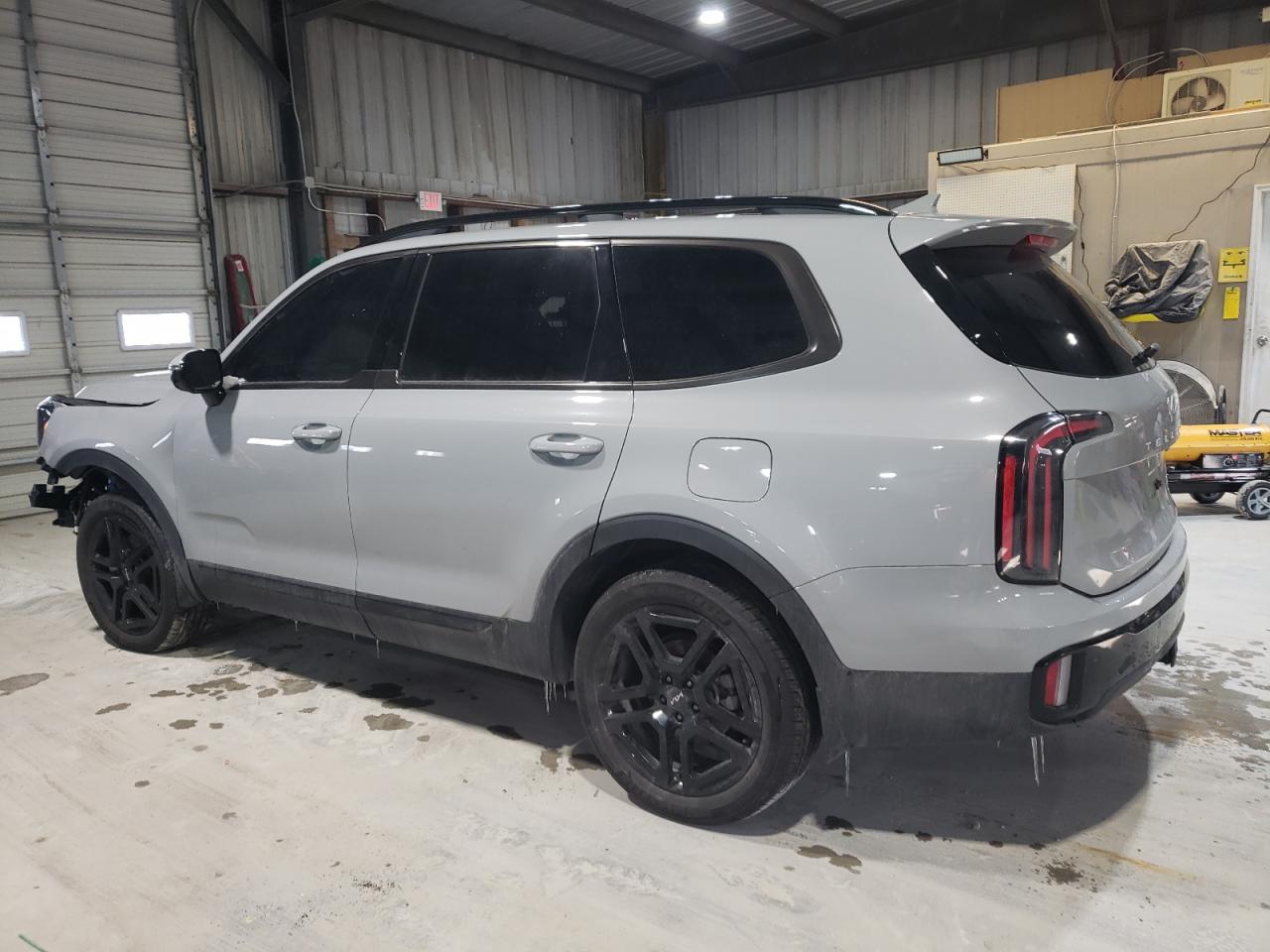 2024 KIA Telluride VIN 5XYP5DGC3RG486950 Copart auction photo, front end / minor dent/scratches damage thumbnail 2