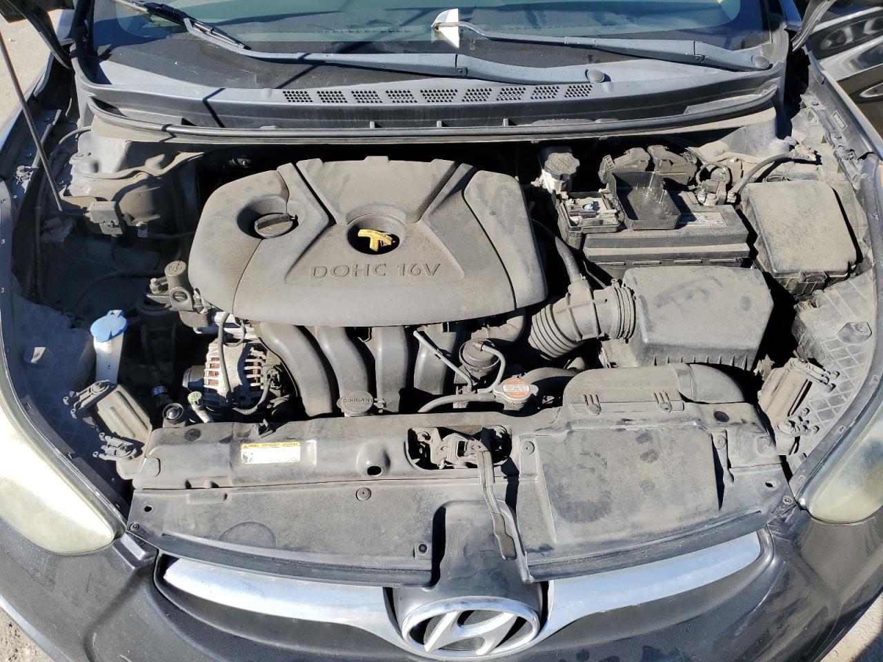2011 Hyundai Elantra VIN 5NPDH4AE0BH023585 Copart auction photo, minor dent/scratches damage thumbnail 11