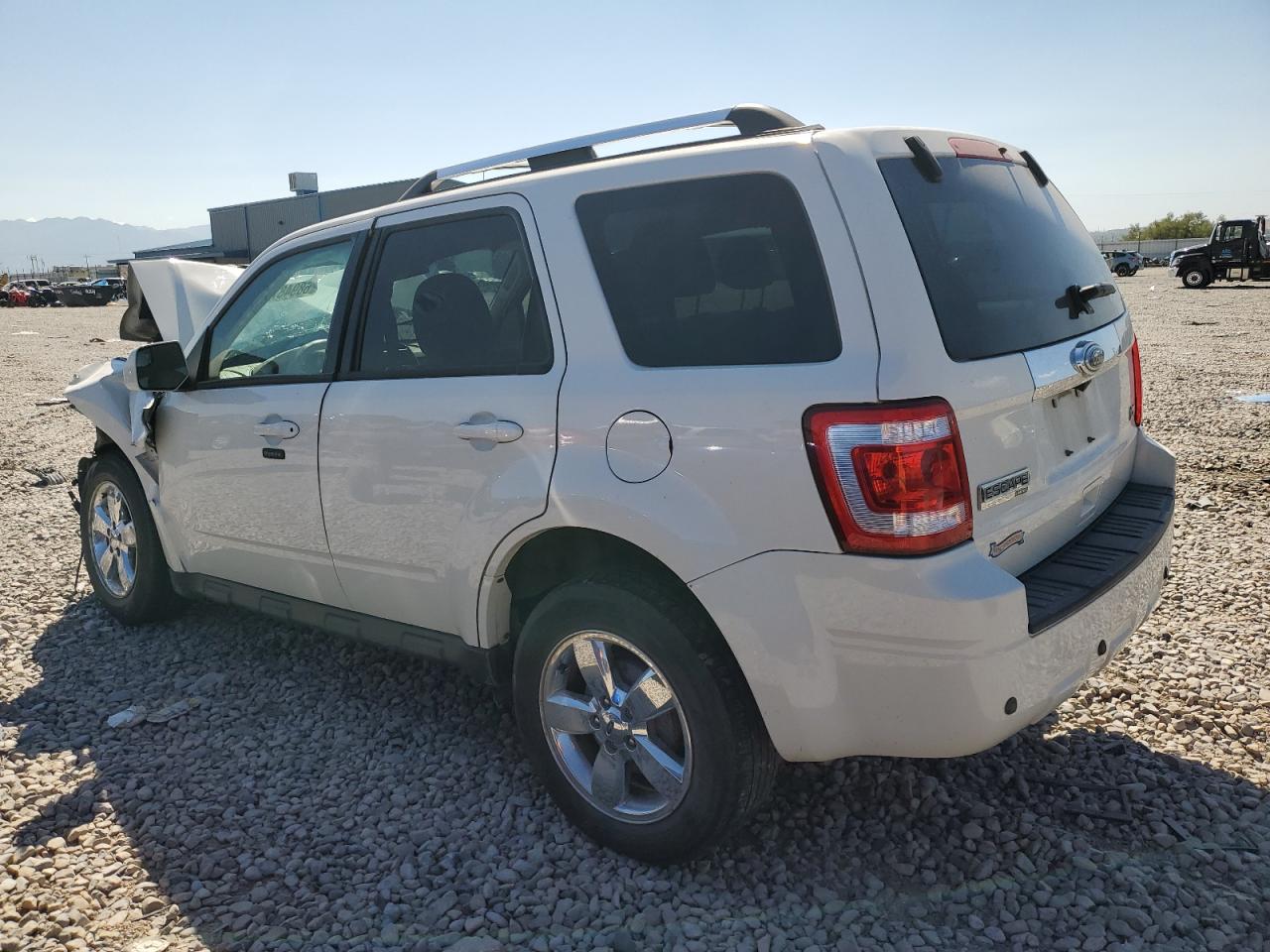 2010 Ford Escape VIN 1FMCU9EG0AKC29629 Copart auction photo, front end damage thumbnail 2