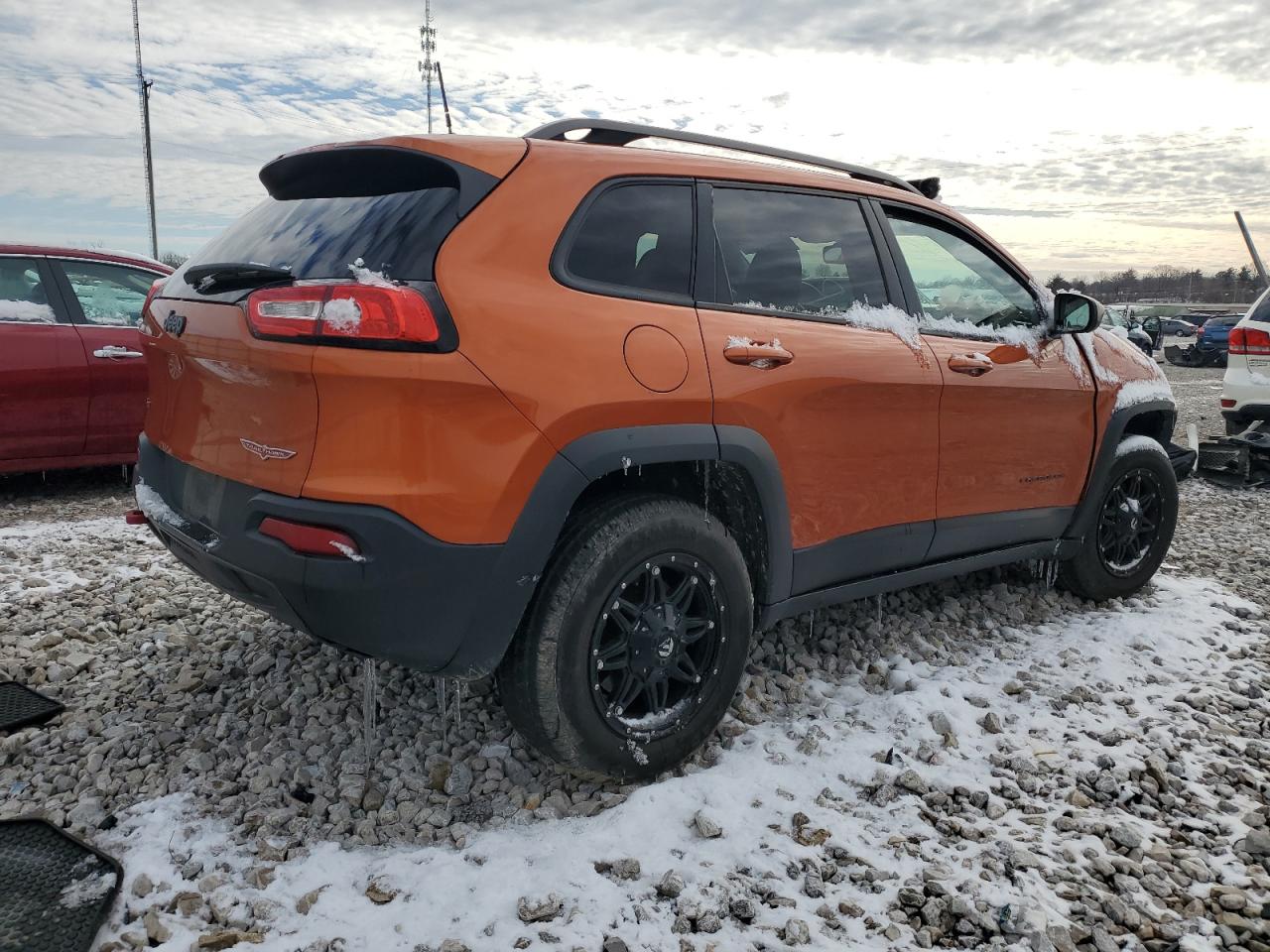 2016 Jeep Cherokee VIN 1C4PJMBB5GW299512 Copart auction photo, front end damage thumbnail 3