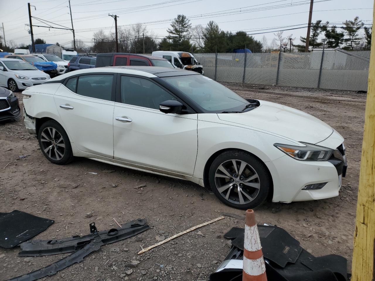 2017 Nissan Maxima VIN 1N4AA6AP2HC365716 Copart auction photo, rear end / minor dent/scratches damage thumbnail 4