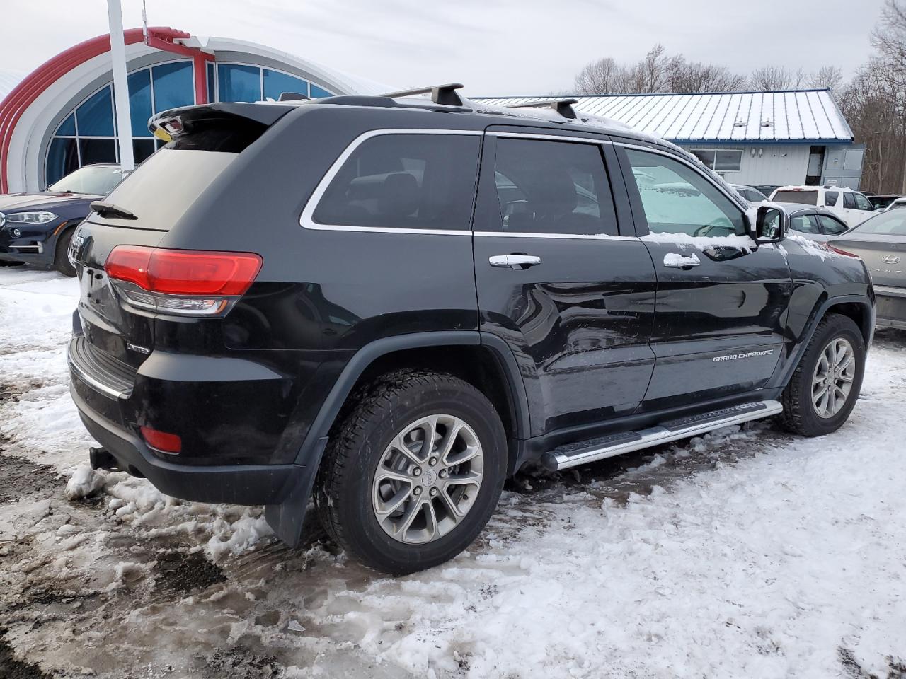 2015 Jeep Grand Cherokee VIN 1C4RJFBG4FC725268 Copart auction photo, front end / minor dent/scratches damage thumbnail 3