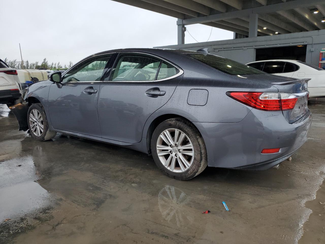 2015 Lexus ES VIN JTHBK1GG5F2159569 Copart auction photo, front end / minor dent/scratches damage thumbnail 2