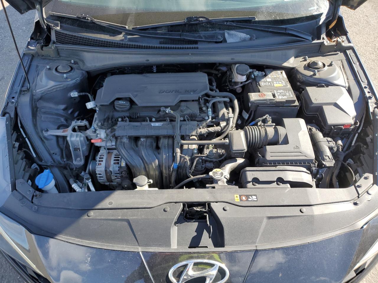 2022 Hyundai Elantra VIN 5NPLM4AG2NH069903 Copart auction photo, side / front end damage thumbnail 11