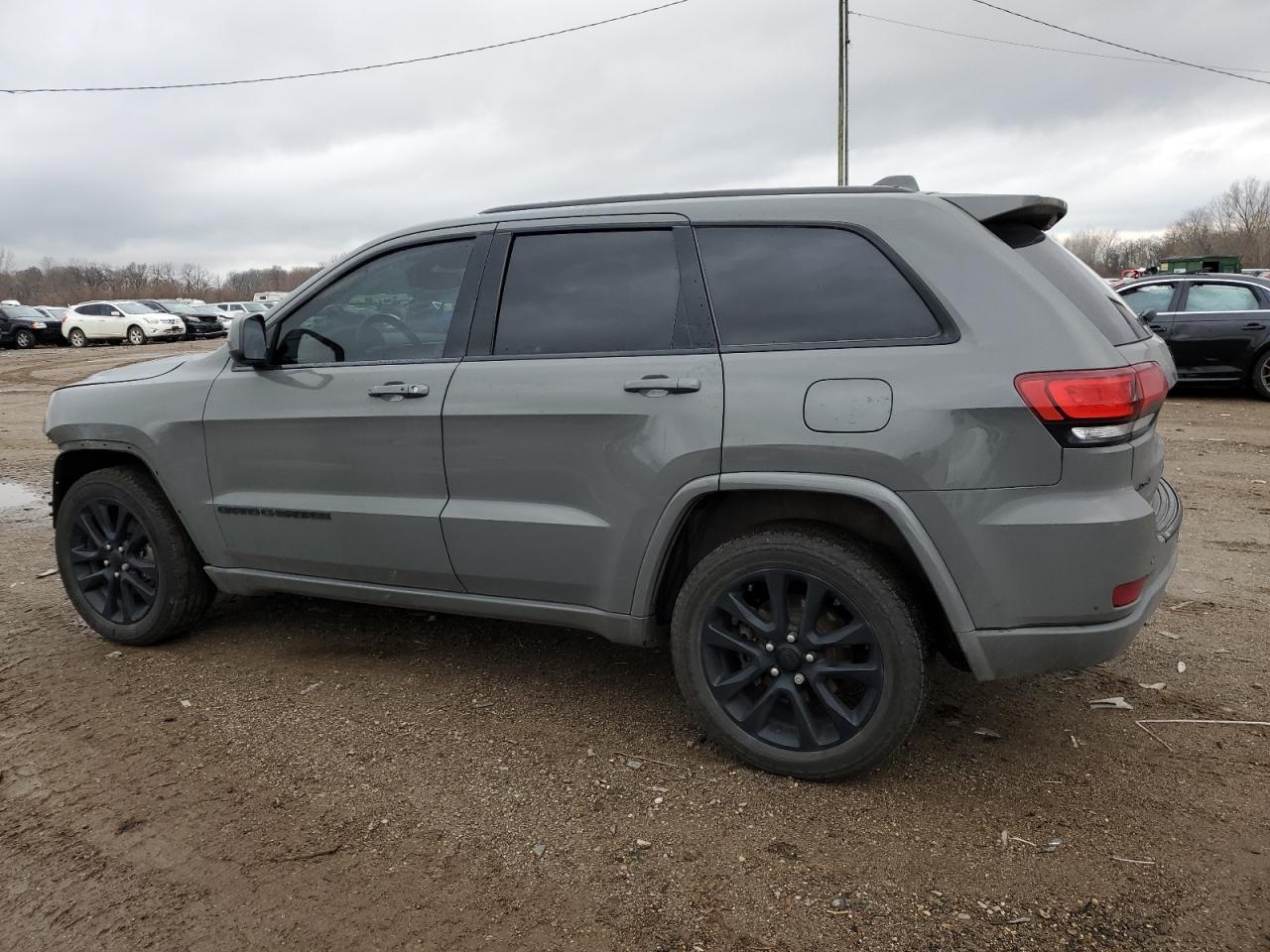 2019 Jeep Grand Cherokee VIN 1C4RJFAG0KC825783 Copart auction photo, front end / side damage thumbnail 2