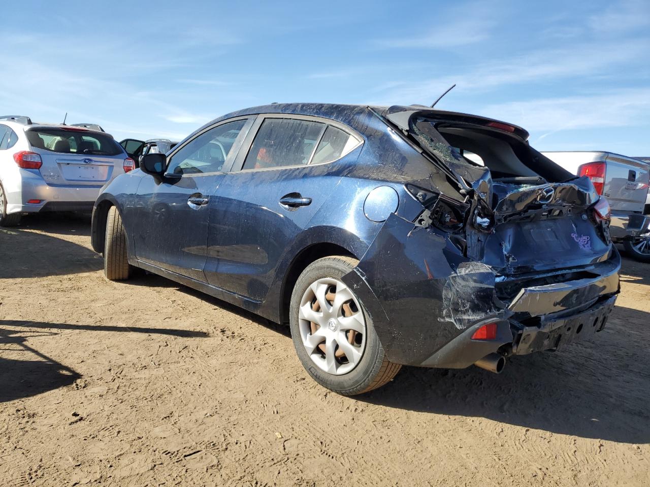 2014 Mazda 3 VIN JM1BM1K70E1172740 Copart auction photo, rear end damage thumbnail 2