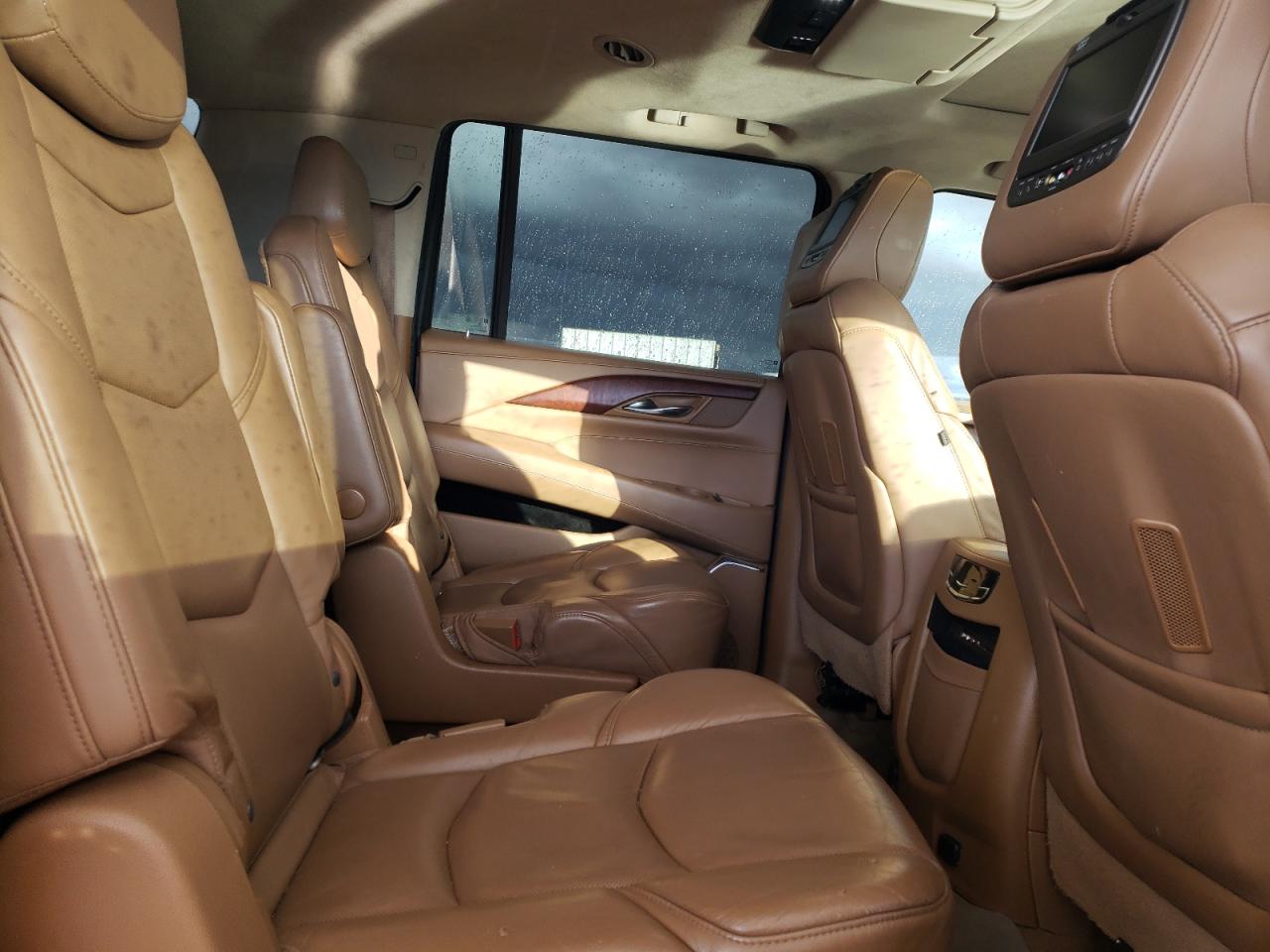 2016 Cadillac Escalade VIN 1GYS4KKJ3GR413917 Copart auction photo, front end / minor dent/scratches damage thumbnail 11