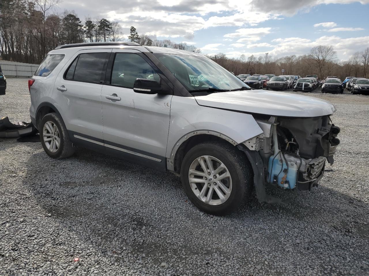 2017 Ford Explorer VIN 1FM5K7D86HGB65204 Copart auction photo, front end damage thumbnail 4