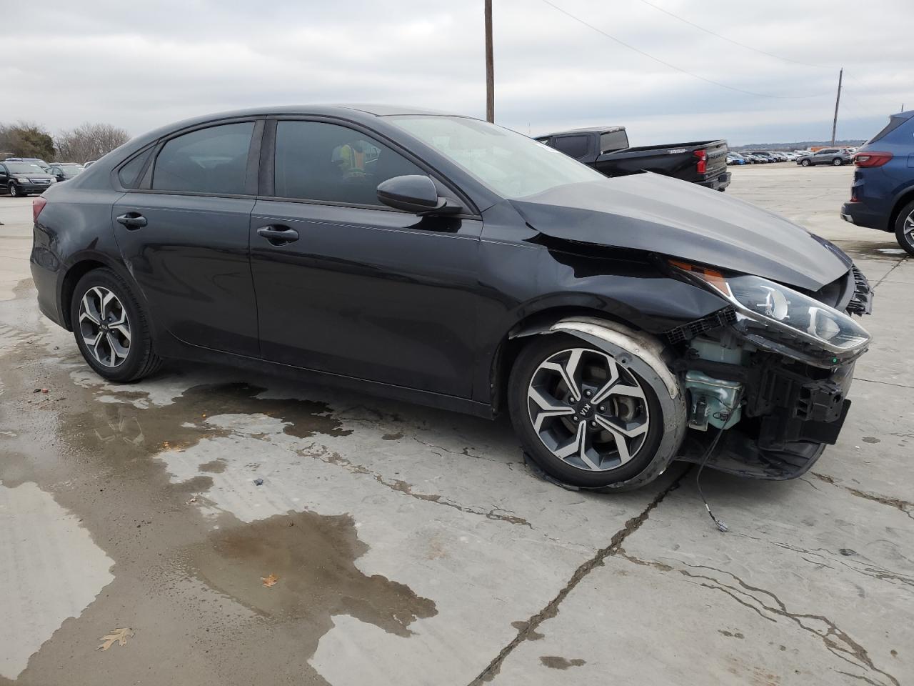 2019 KIA Forte VIN 3KPF24AD4KE017570 Copart auction photo, front end damage thumbnail 4