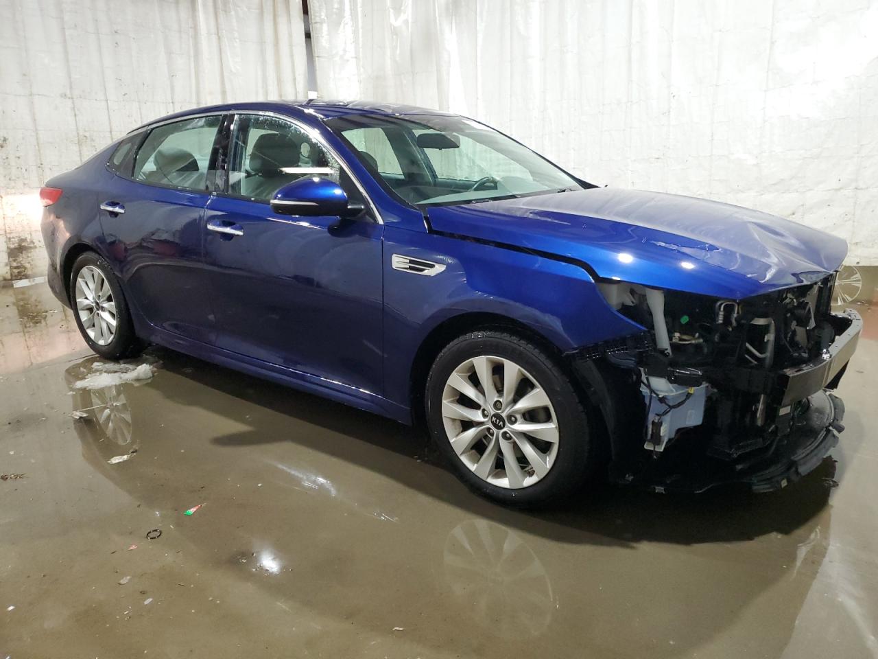 2018 KIA Optima VIN 5XXGU4L32JG200099 Copart auction photo, front end damage thumbnail 4