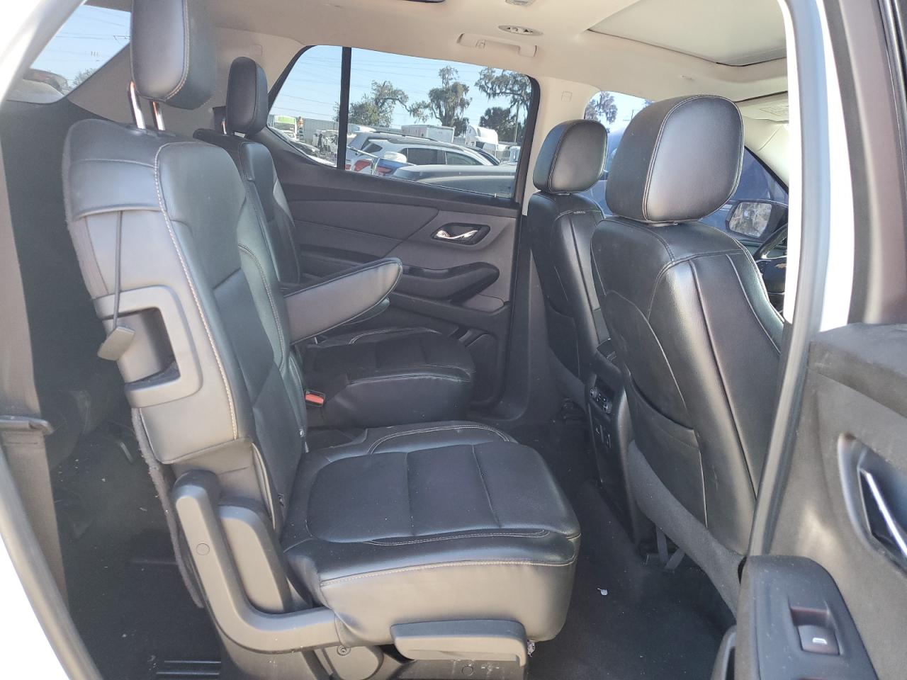 2018 Chevrolet Traverse VIN 1GNEVJKW4JJ106906 Copart auction photo, front end damage thumbnail 12