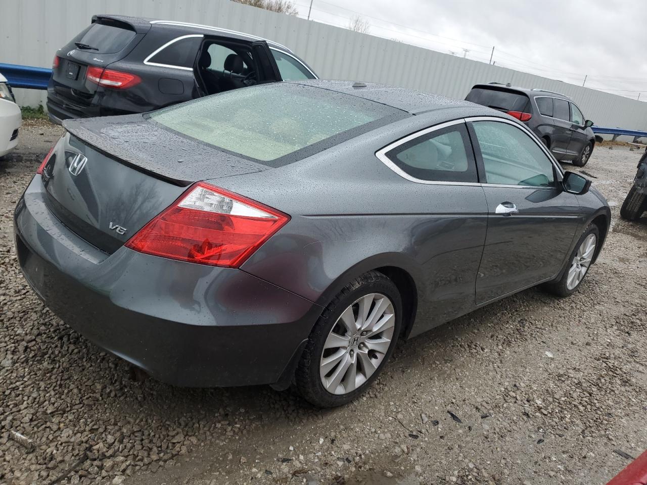 2008 Honda Accord VIN 1HGCS22848A008115 Copart auction photo, side damage thumbnail 3