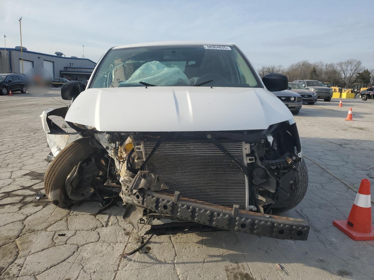 2016 Dodge Caravan VIN 2C4RDGBG1GR116449 Copart auction photo, front end damage thumbnail 5