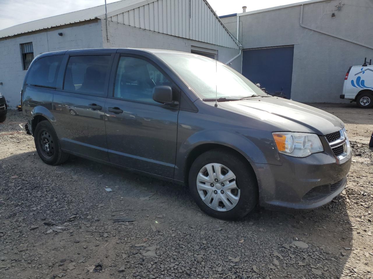 2019 Dodge Caravan VIN 2C4RDGBG0KR754698 Copart auction photo, rear end damage thumbnail 4