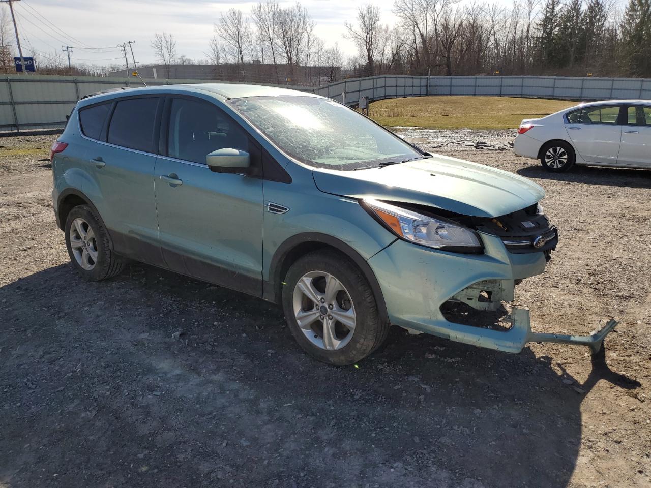 2013 Ford Escape VIN 1FMCU0GX3DUA23884 Copart auction photo, front end damage thumbnail 4