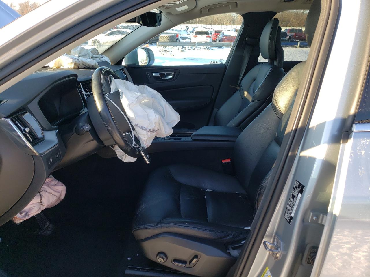 2018 Volvo XC60 VIN YV4A22RK4J1023689 Copart auction photo, front end damage thumbnail 7