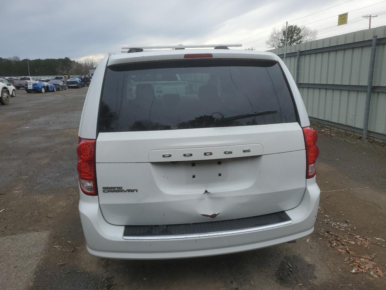 2020 Dodge Caravan VIN 2C4RDGBG7LR236928 Copart auction photo, front end / minor dent/scratches damage thumbnail 6