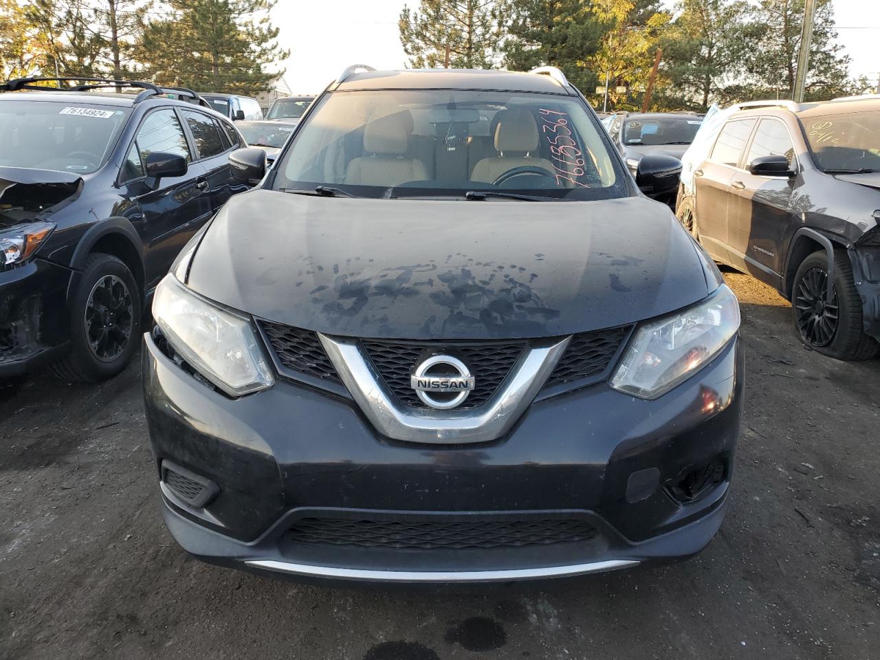 2017 Nissan Rogue VIN JN8AT2MT6HW154611 Copart auction photo, front end damage thumbnail 5